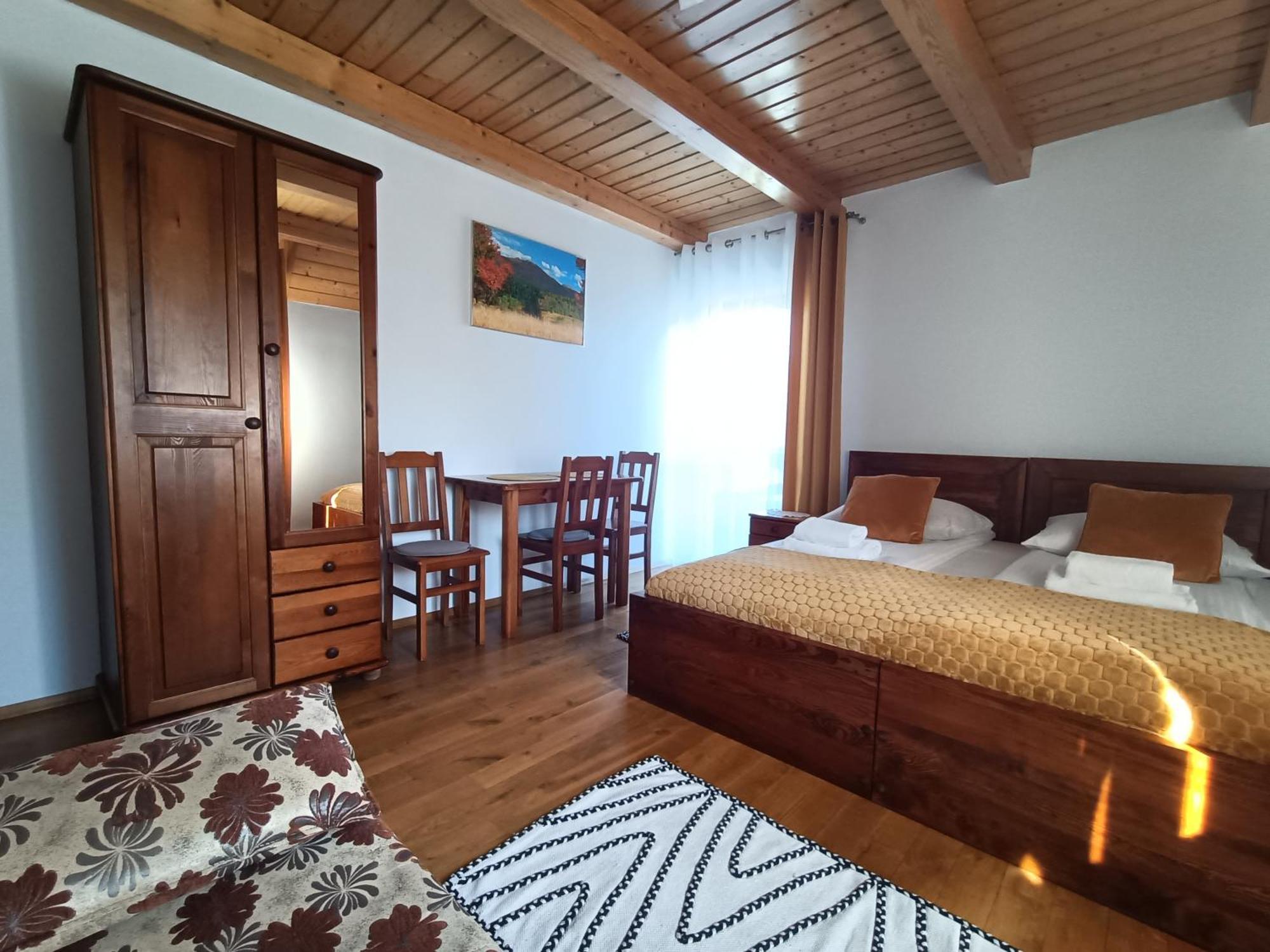 Mala Chatka Wetlina Quarto foto